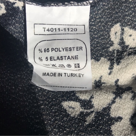 NEW ! Like You Off Shoulder Top - Size 42 - Picture 6 of 6